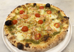 おすすめピッツァをご紹介！「桜エビとチェリートマトのジェノベーゼソース」（ディナータイム）