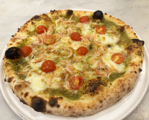 おすすめピッツァをご紹介！「桜エビとチェリートマトのジェノベーゼソース」（ディナータイム）