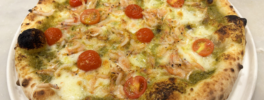 おすすめピッツァをご紹介！「桜エビとチェリートマトのジェノベーゼソース」（ディナータイム）