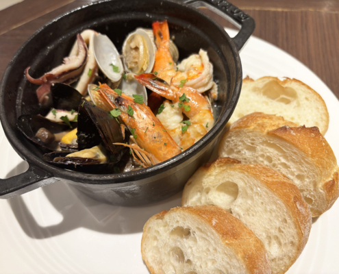 「魚介のアヒージョ」のご紹介