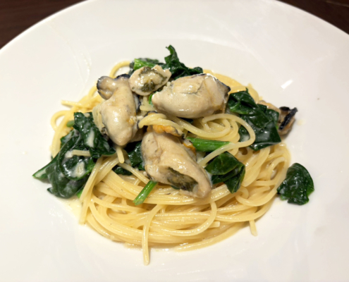 おすすめパスタをご紹介！「冬季限定　広島県産牡蠣とちぢみほうれん草のクリームソースパスタ